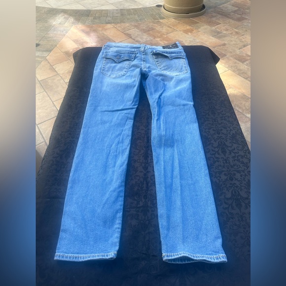 True Religion ROCCO Relaxed Skinny size 34
Inseam 34” - Picture 3 of 7